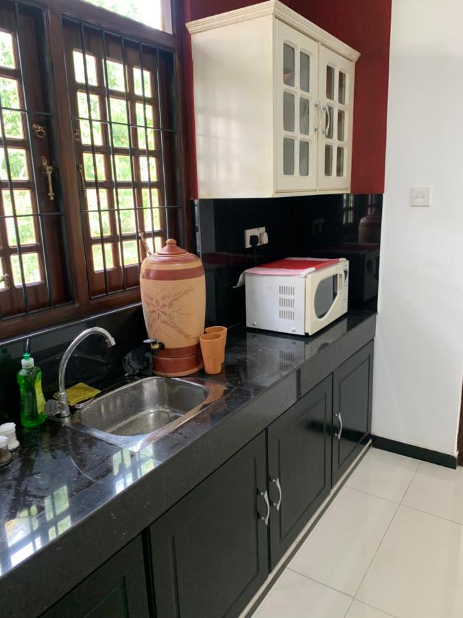 Tranquil Private Villa Near Bentota Beach Exteriör bild
